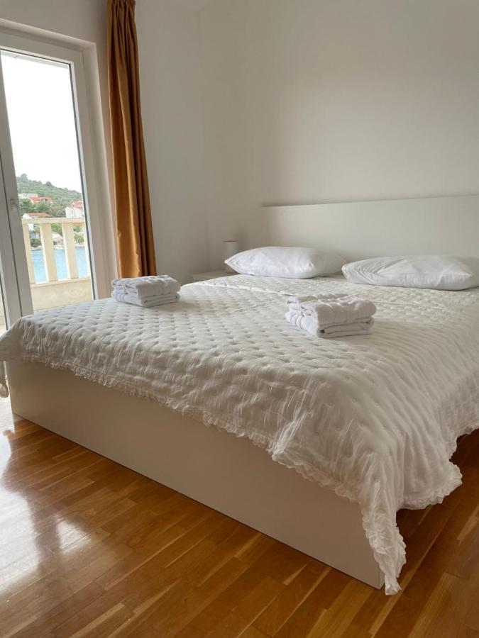 Villa Antoni Ražanj 外观 照片
